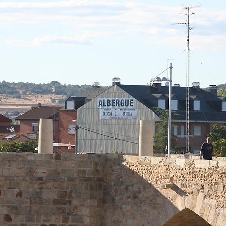 Albergue La Encina ออสปิตาล เด ออร์บีโก ภายนอก รูปภาพ